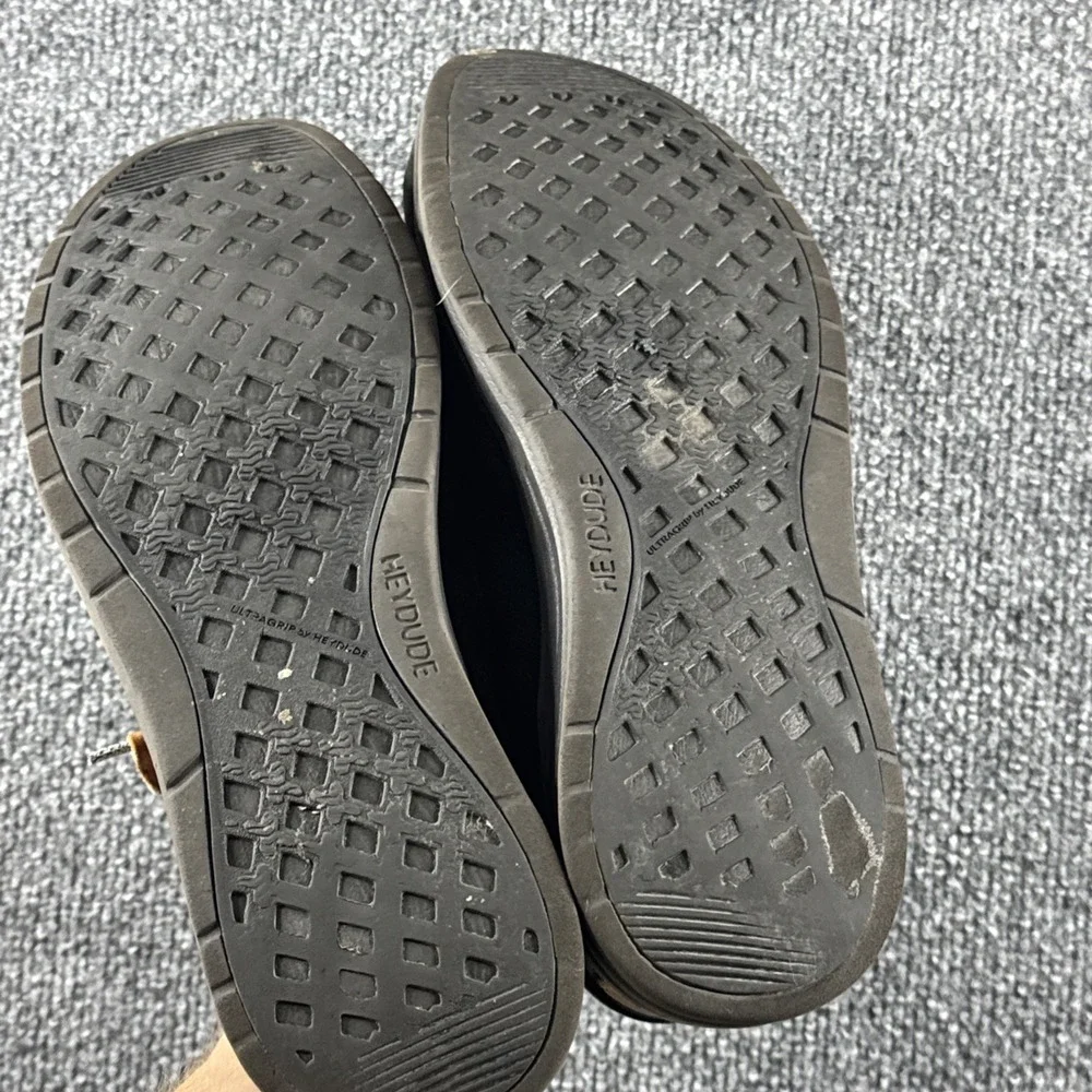 Hey Dude Wally Grip Craft Leather Shoes Mens 9 Black Slip On Comfort Casual
